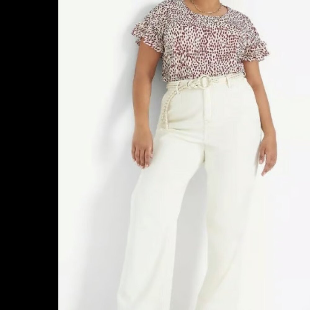 LANE BRYANT FLUTTER SLEEVES TOP